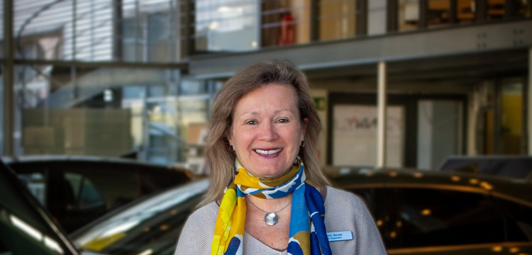 Katrin  Benske, Verkaufs-Assistenz