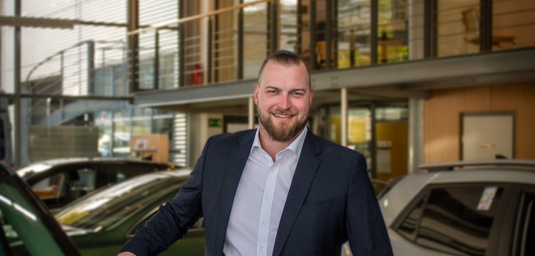 Lukas  Baldsiefen   , Verkaufsberater