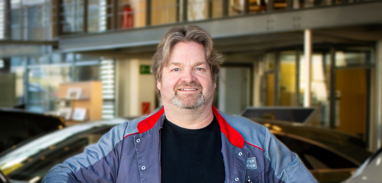 Dirk  Baldsiefen , Geschäftsführer, Leiter-Service, Kundendienstmeister