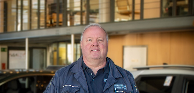 Jürgen  Burger , Werkstattmeister  